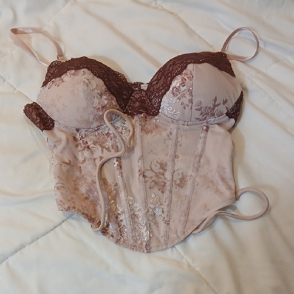 Windsor Lace Bustier in Pink NWOT